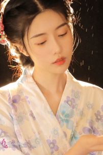 Áo Yukata Hoa Tím Murasaki Tặng Kèm Thắt Lưng