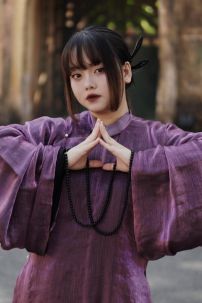 Áo Ngũ Thân Tím Tơ Ánh Màu Của Tình Yêu Say Mê Vô Điều Kiện