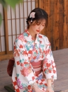 Áo Yukata Trắng Nền Hoa Caro Đỏ