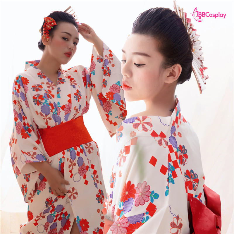 Áo Yukata Trắng Nền Hoa Caro Đỏ