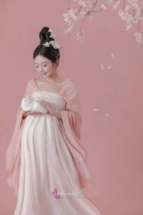 Đồ Cổ Trang Long Mẫu Cho Mẹ Bầu