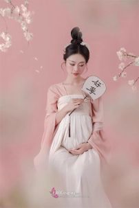 Đồ Cổ Trang Long Mẫu Cho Mẹ Bầu