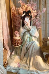 Hán Phục Chiết Ngực Lục Yên Kim Thanh