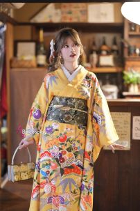 Furisode Kimono Suzuko No Aki - Vàng Chiều Thu Của Nhánh Tuyết Tùng