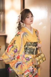 Furisode Kimono Suzuko No Aki - Vàng Chiều Thu Của Nhánh Tuyết Tùng