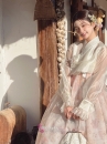 Hanbok Hàn Quốc Hiện Đại Áo Trắng Váy Hoa
