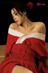 Áo Yukata Đỏ Trơn Cổ Trắng Tặng Kèm Thắt Lưng