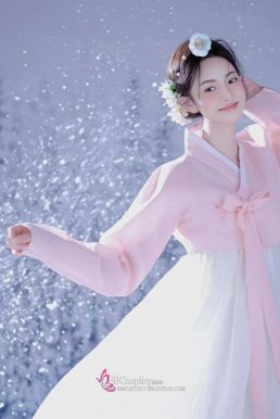 Hanbok Hàn Quốc Hiện Đại Áo Hồng Váy Trắng Pastel