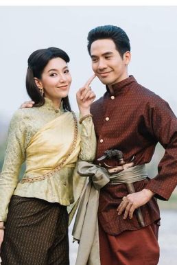 Trang Phục Cặp Đôi Thái Lan Trong Phim Love Destiny (Ngược Dòng Thời Gian Để Yêu Anh)