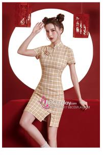 Sườn Xám Dáng Ngắn Mẫu Caro Vàng Kem