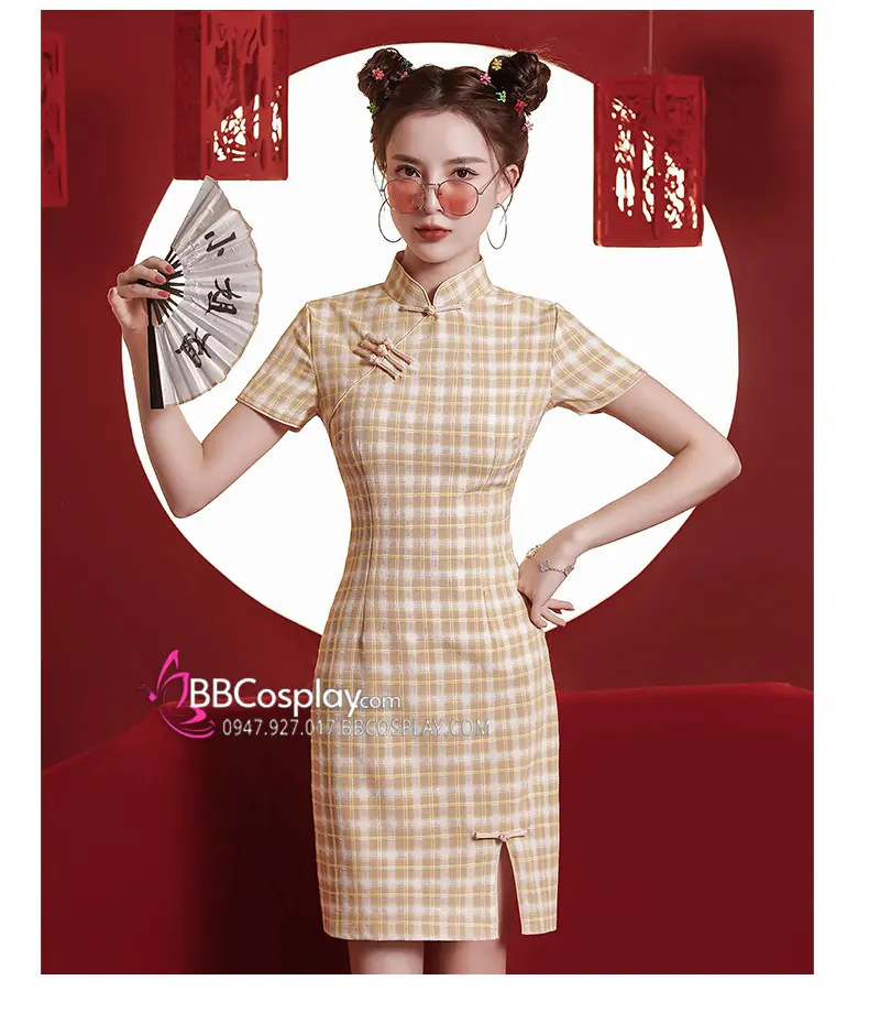 Sườn Xám Dáng Ngắn Mẫu Caro Vàng Kem