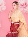 Trang Phục Thái Lan Choàng Nhũ Vàng - Saron Gấm Đỏ