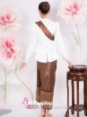 Trang Phục Khmer Áo Trắng Váy Gấm Nâu Kèm Khăn Vai