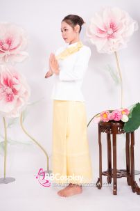 Đồ Khmer Áo Trắng Tay Phồng Váy Gấm Vàng Kèm Khăn Vai