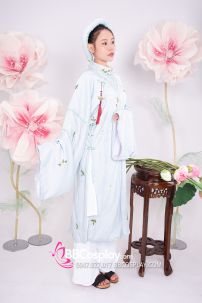 Đồ Áo Tấc Tay Thụng Thêu Hoa Màu Xanh Ngọc