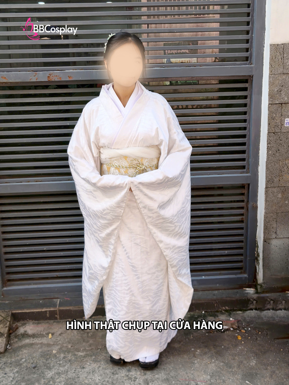 Kimono Trắng Gấm Hoa Quỳnh
