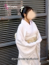 Kimono Trắng Gấm Hoa Quỳnh
