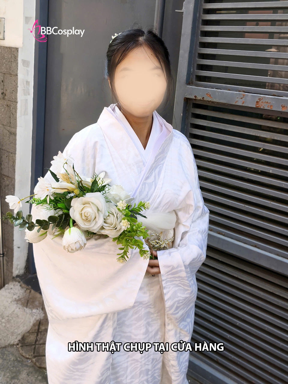 Kimono Trắng Gấm Hoa Quỳnh