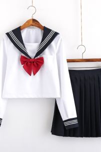 Đồ Nữ Sinh Nhật (Phim Tìm Kiếm Tài Năng Âm Phủ)