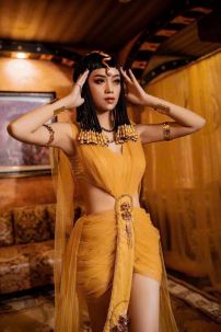 Đồ Nữ Hoàng Ai Cập Tone Vàng Sexy