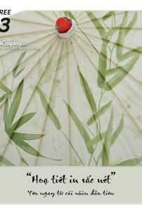 Dù Vải Hoa Đào Bên Hồ Và Ngôi Làng Nhỏ