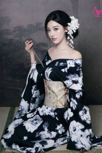 Áo Yukata Đen Hoa Trắng Xám - Mẫu Tay Ngắn