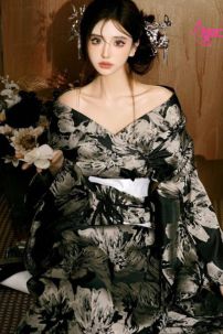 Áo Yukata Đen Hoa Trắng Xám - Mẫu Tay Ngắn