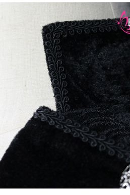 Áo Vest Châu Âu Đuôi Tôm Đen Vải Gấm Xốp Viền Cổ Nhung
