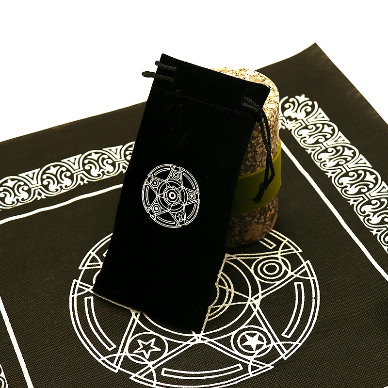 Túi Đựng Bài Tarot Đen Nhung Mịn Màng