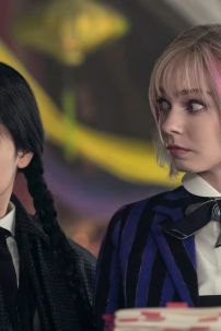 Tóc Giả Enid Sinclair - Family Adams