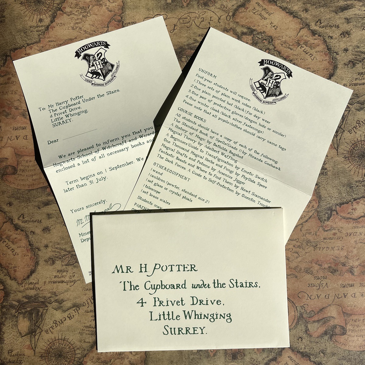 Thư Mời Nhập Học Hogwarts - Phim Harry Potter