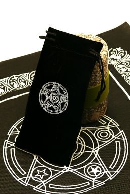 Túi Đựng Bài Tarot Đen Nhung Mịn Màng - Trăng Đôi