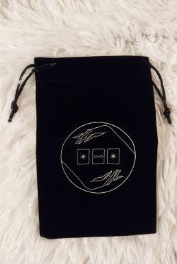 Túi Đựng Bài Tarot Đen Nhung Mịn Màng - Ngôi Sao Vô Cực