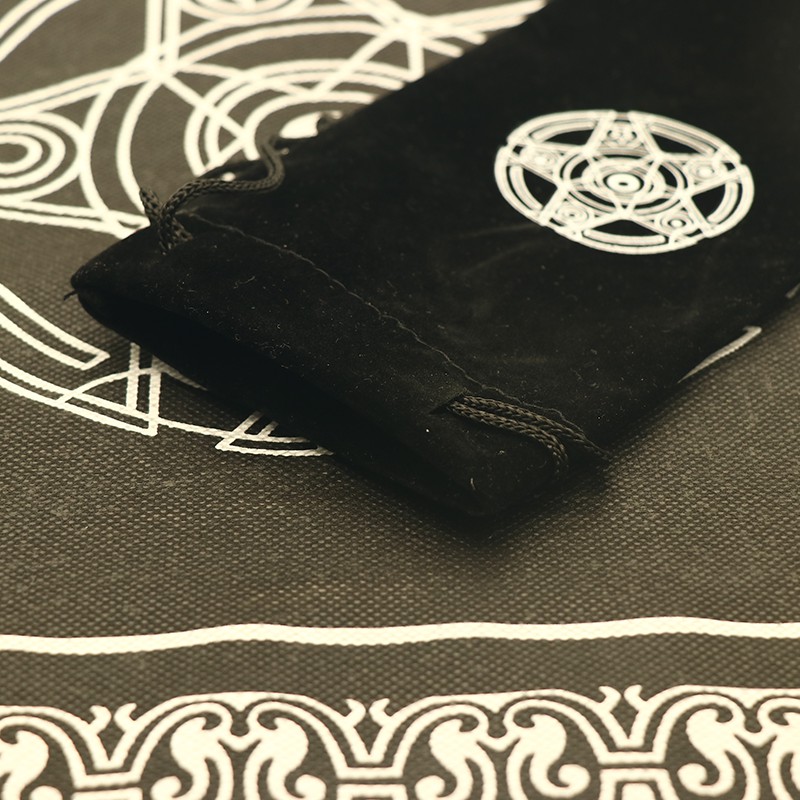 Túi Đựng Bài Tarot Đen Nhung Mịn Màng - Ngôi Sao Vô Cực