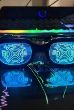 Kính Lazer Conan Đơn Sắc - Kính Chỉ Ánh Sáng Khi Chỉ Thẳng Vào Hung Thủ