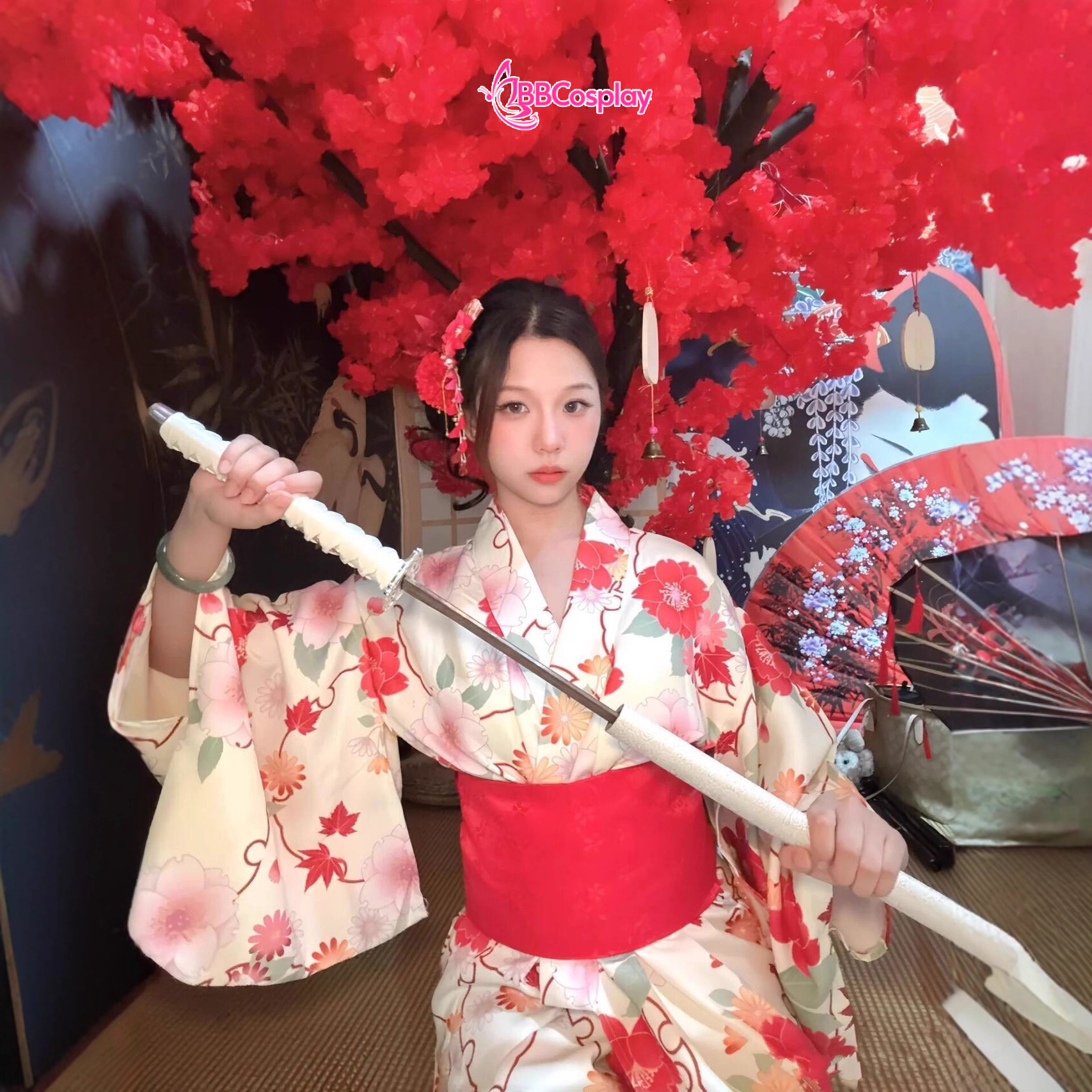 Áo Yukata Vàng Hoa Anh Đào Đỏ Hồng