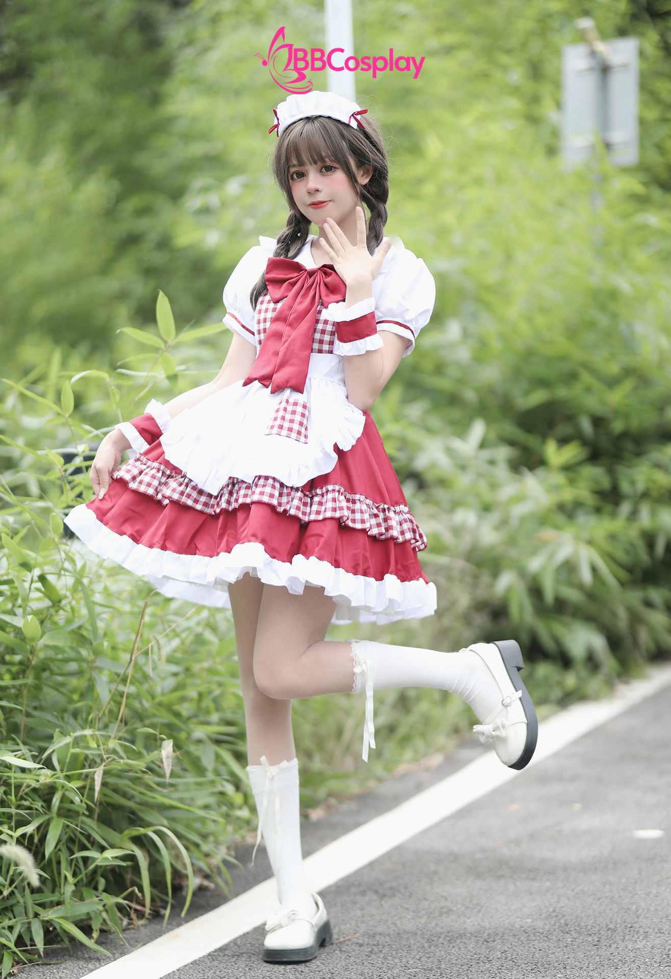 Trang Phục Nàng Hầu Cổ Lá Sen Kèm Tạp Dề Caro - Màu Đỏ