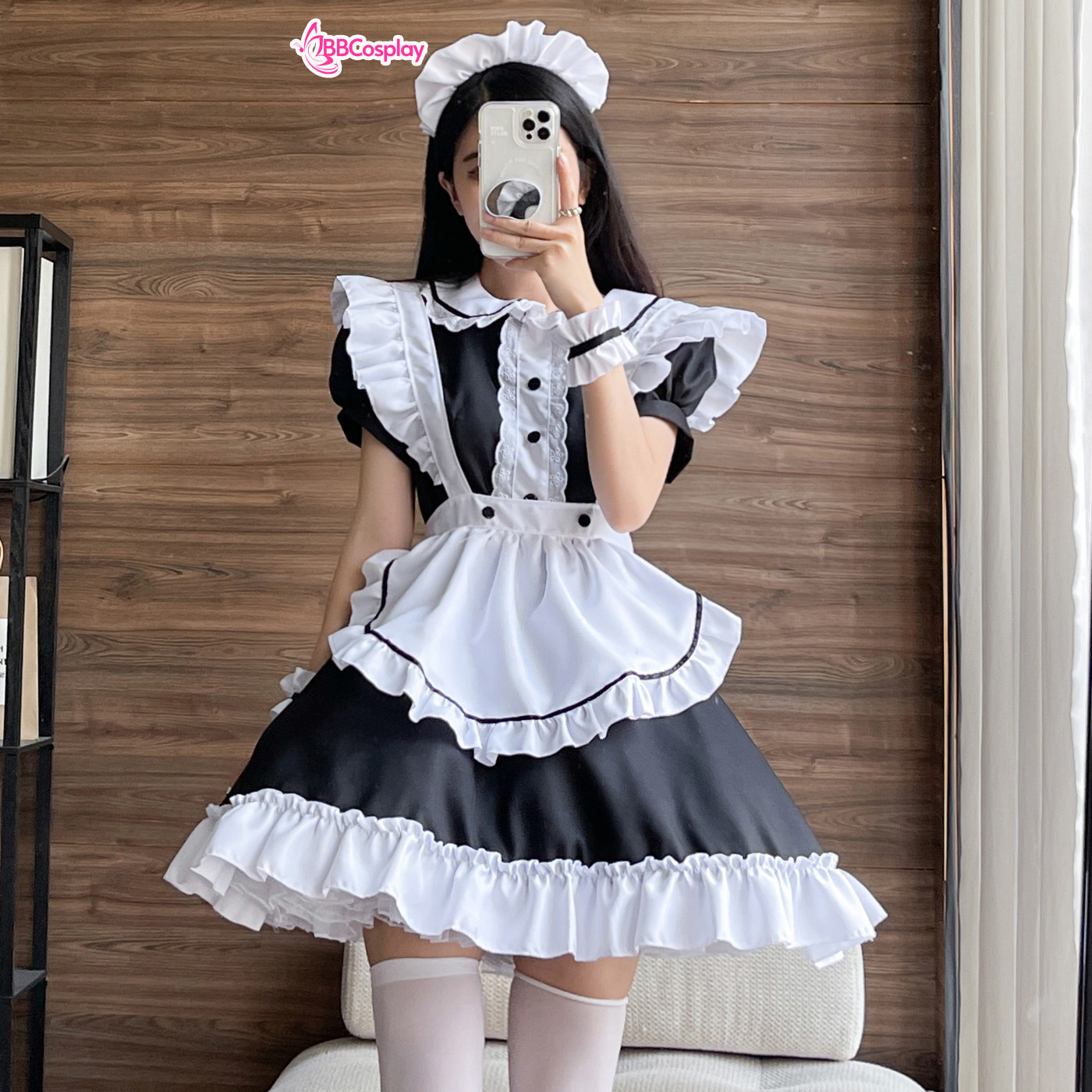 Trang Phục Nàng Hầu Nhật Đen Tạp Dề Trắng Cổ Áo Lá Sen