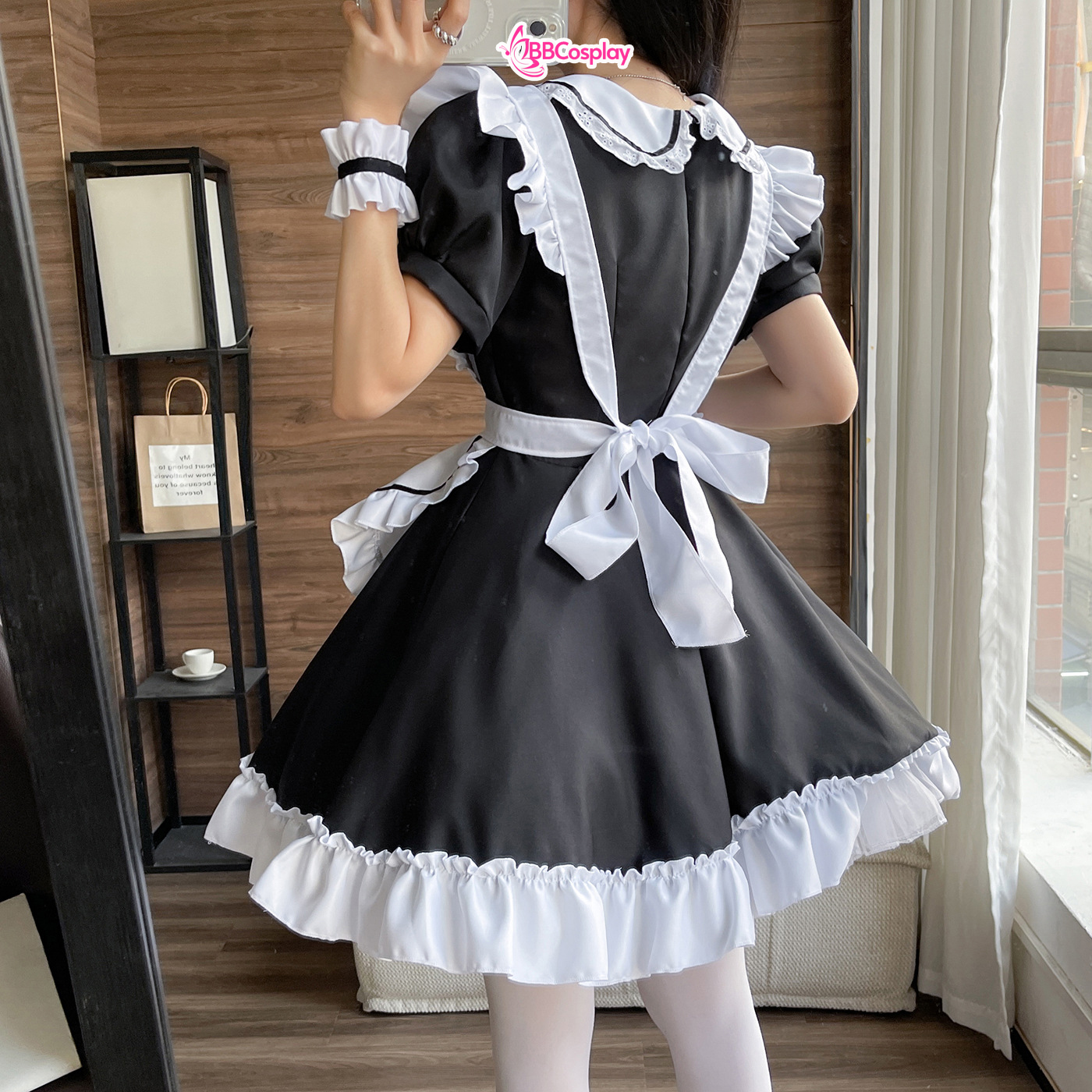 Trang Phục Nàng Hầu Nhật Đen Tạp Dề Trắng Cổ Áo Lá Sen