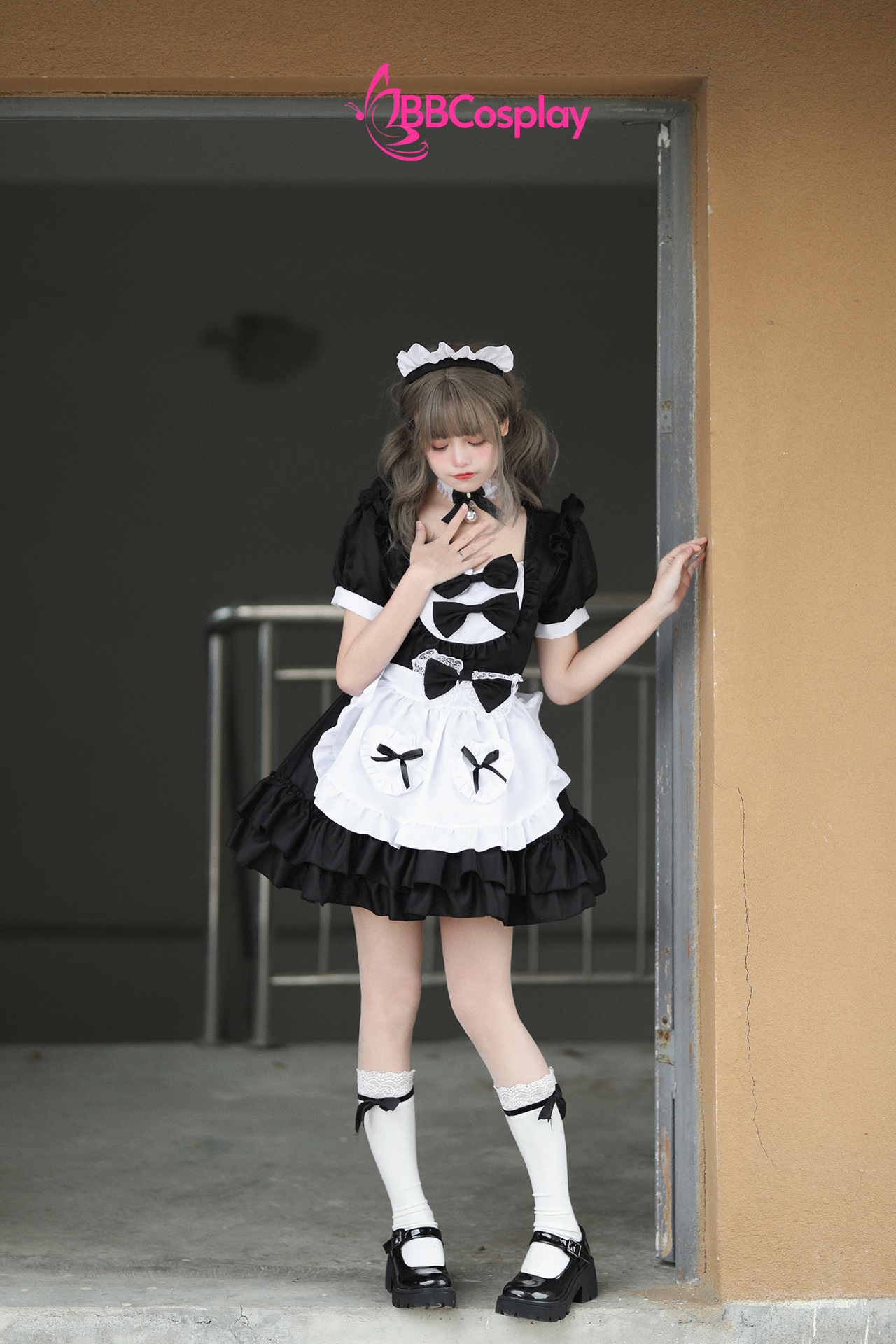 Đồ Nàng Hầu Maid Đen Tạp Dề Trắng Kèm Nhiều Nơ