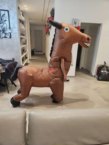 Mascot Nhân Mã - Ngựa Nâu Bơm Hơi