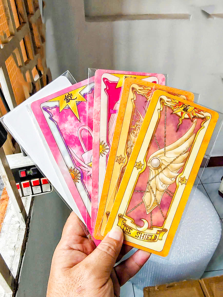 Bọc Bảo Vệ Bài Sakura Và Bài Clow Sản Xuất Tại VN 7.8X16.5Cm