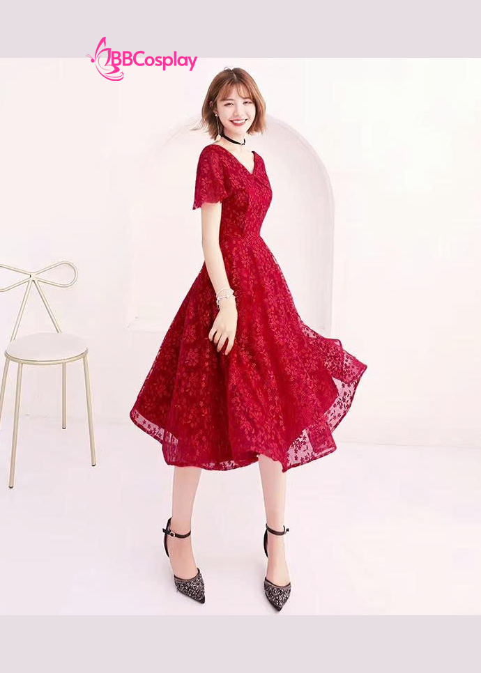 Đầm Dạ Hội Màu Đỏ Ren Hoa Dây Leo