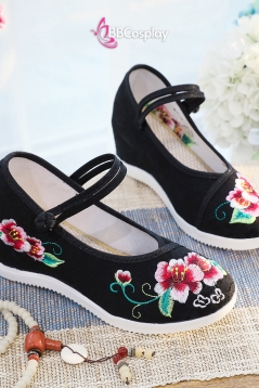 Giày Đen Thêu Hoa Đế Cao 6Cm Quai Cài Ngang