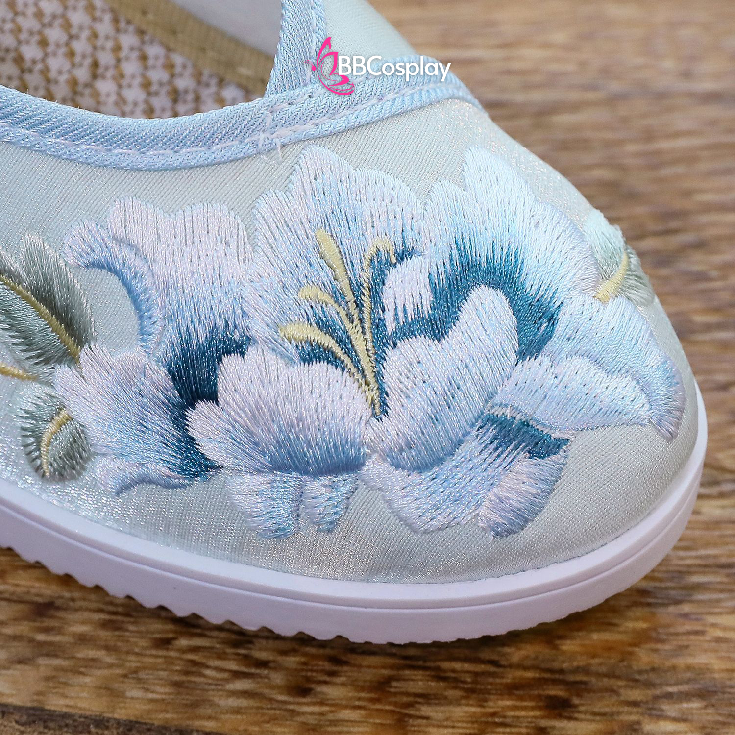 Giày Xanh Dương Thêu Hoa Đế Cao 6Cm Quai Cài Ngang