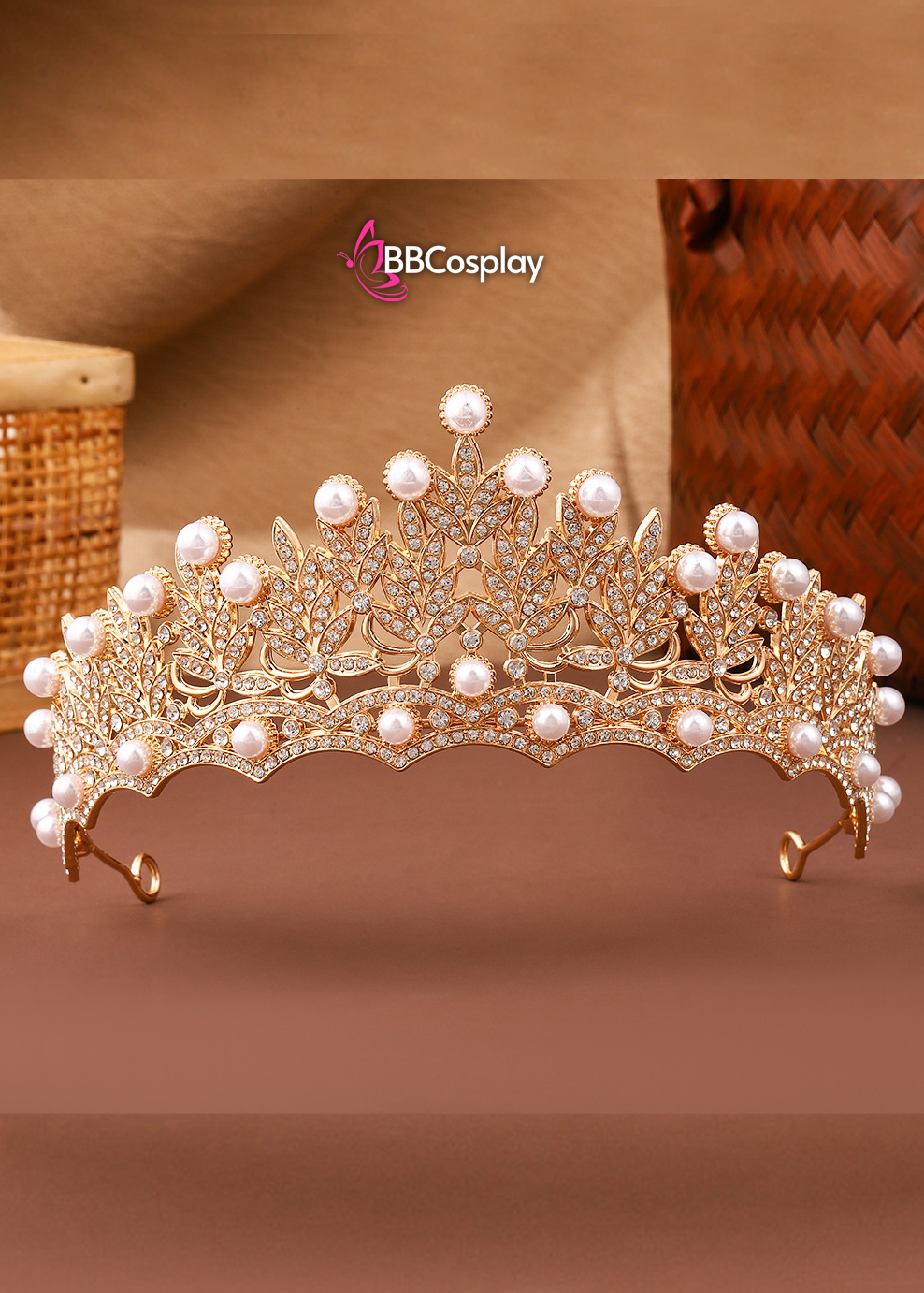 Vương Miện Tiara Hoạ Tiết Lá Và Ngọc Trai