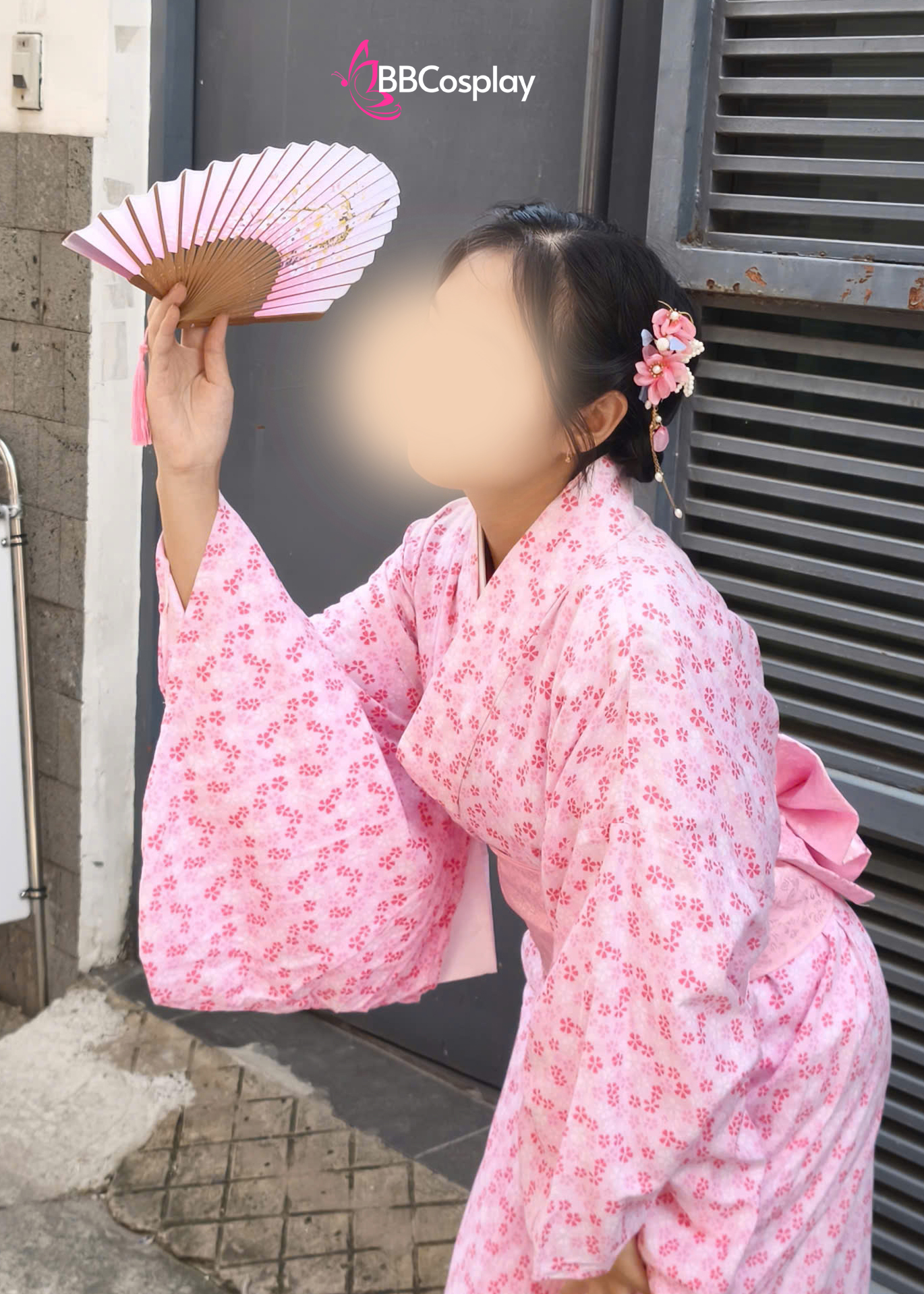 Trang Phục Yukata Nhật Bản Hoạ Tiết Cánh Hoa Anh Đào Nhỏ
