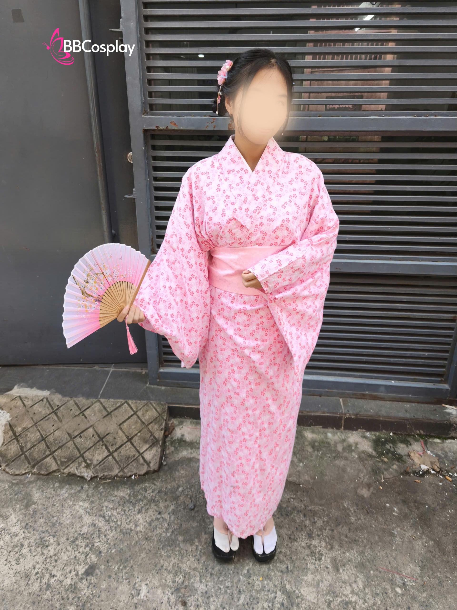 Trang Phục Yukata Nhật Bản Hoạ Tiết Cánh Hoa Anh Đào Nhỏ