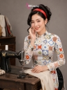 Áo Dài Cô Ba Sài Gòn Trắng Hoạ Tiết Vân Gạch Cam