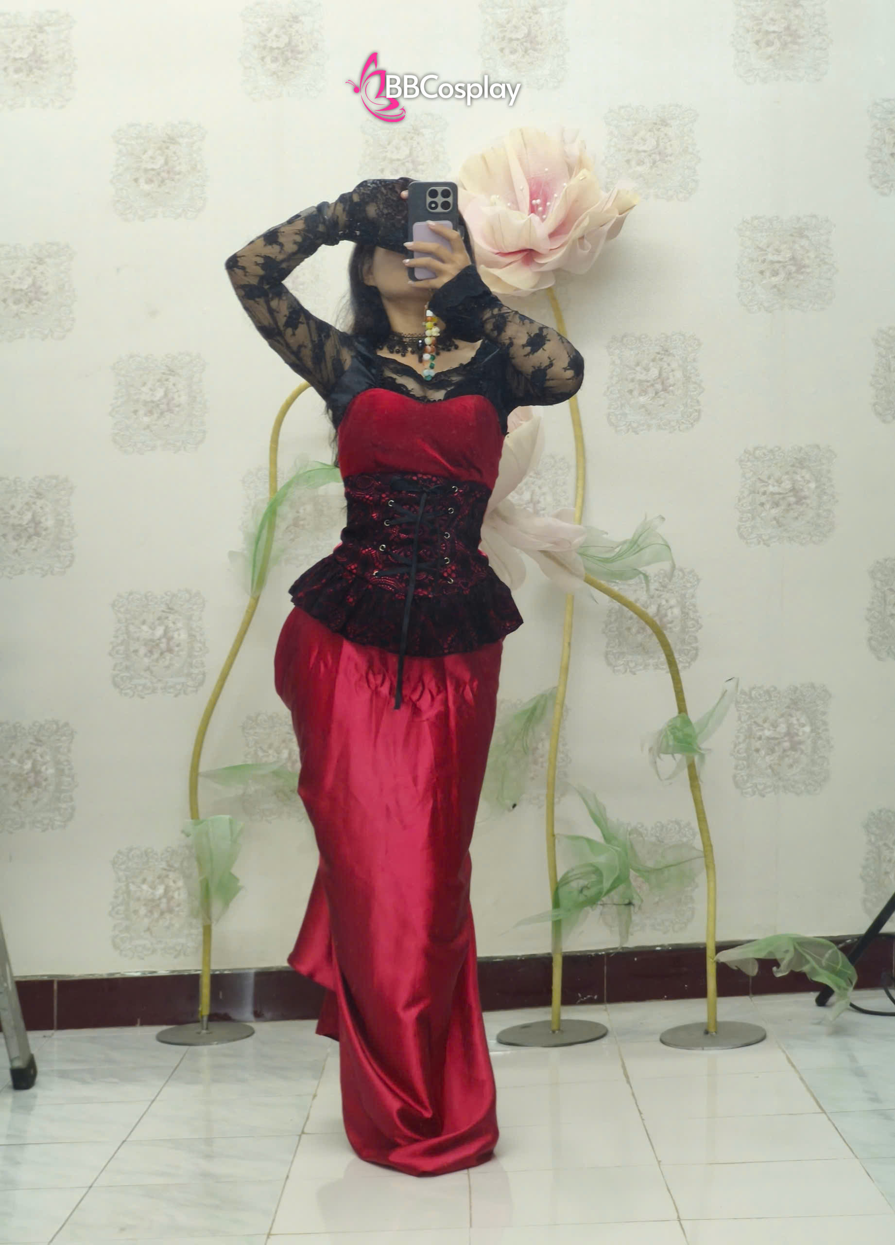 Trang Phục Bá Tước Ma Ca Rồng Mia Ravena